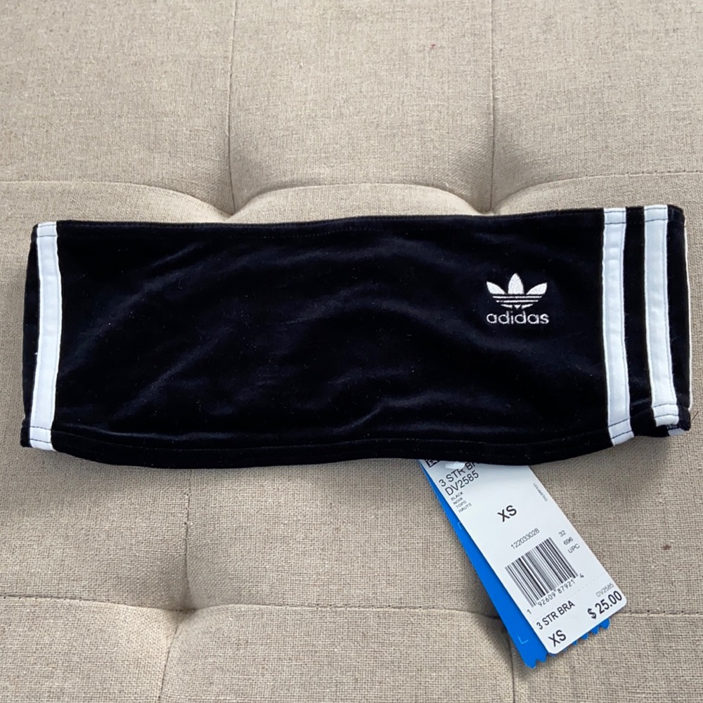Adidas top